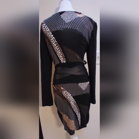 Venus Women's Dress Size Small Stunning Unique Faux Patchwork Leather Dress - Picture 2 of 7